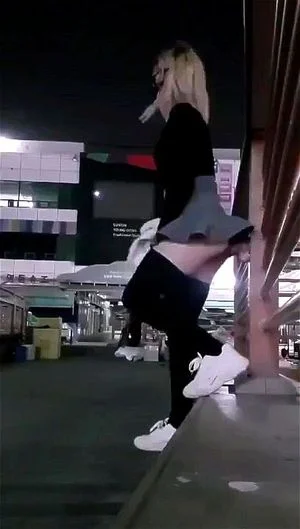 Watch from 0:00:37
