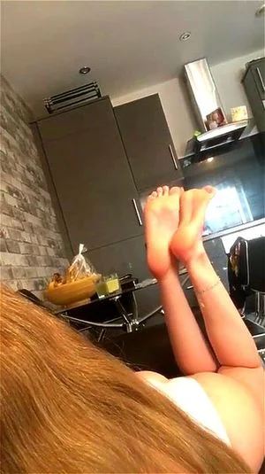 feet thumbnail