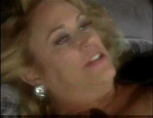 Marilyn Chambers - (DARK CHAMBERS)