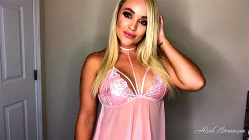 Alexis Monroe, solo, try on, lingerie