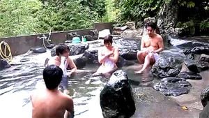 onsen chased around 1 thumbnail