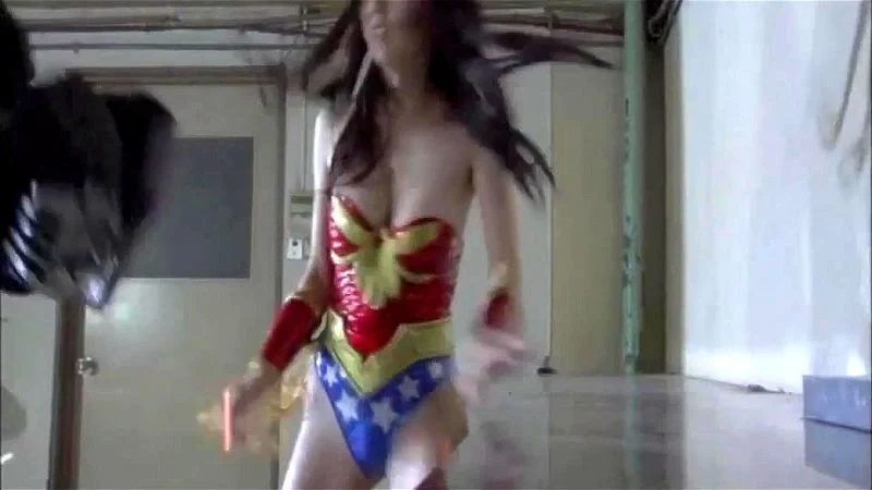Wonder Woman Fights Monster (jap) Wonder Woman Fights Monster (jap)