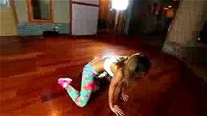 Twerking ass awesome