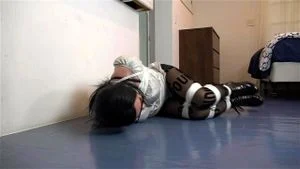 Crossdresser bondage  thumbnail