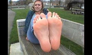 Pedisole / model feet thumbnail