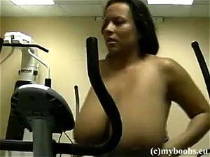 aneta buena thumbnail
