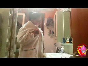 Watch from 0:04:35
