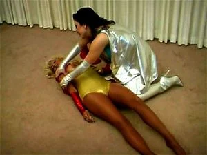 Superheroine thumbnail