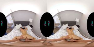VR Allure 24 thumbnail