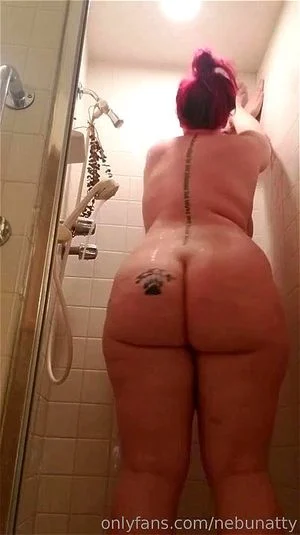 Thick Pawgs+BBWs Taking Showers And Baths Favorites thumbnail