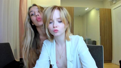 Girls gone wild in the apartment  thumbnail