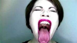Hot Pink and Wet - Vivi's long tongue