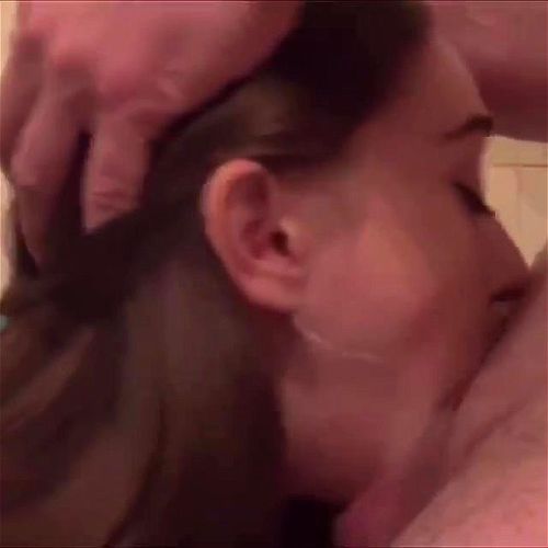 ロシアのディープスロートマスター エロ動画 - SpankBang