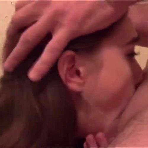 ロシアのディープスロートマスター エロ動画 - SpankBang