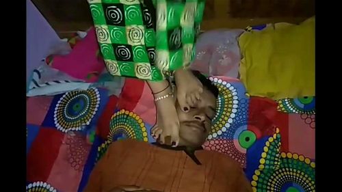 Maîtresse indienne Vidéo Porno - SpankBang