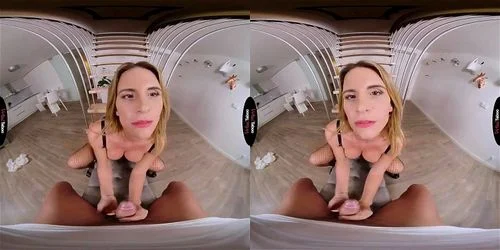 Blonde Secretary VR: Blowjob, Doggy & Cowgirl Porn - SpankBang