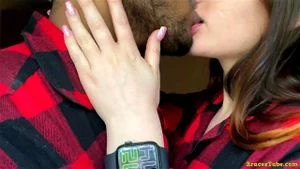 Kissing thumbnail