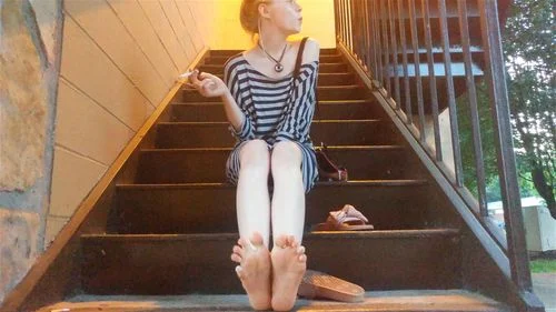 barefoot, fetish, feet, wiggling toes