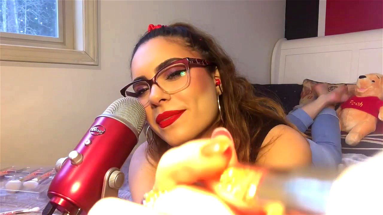 Celaine's asmr feet