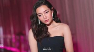 Watch from 0:00:11