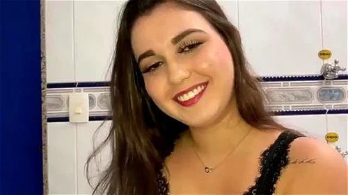 Novinha se apresenta 1: Gostosa, 18 & Delícia Porn