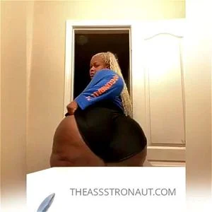 big black ass n tits thumbnail