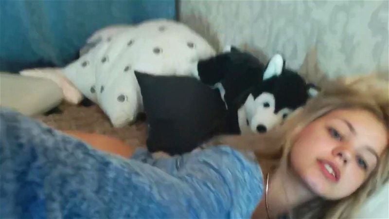 Gorgeous Blonde Camgirl Masturbating Gorgeous Blonde Camgirl Masturbating