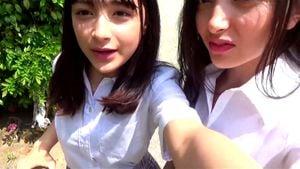 Watch from 0:02:05