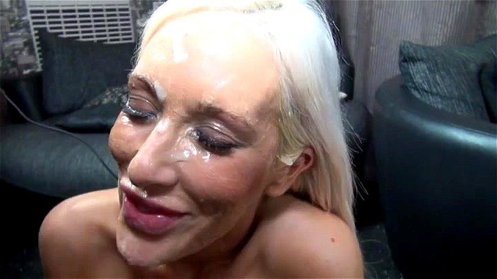 Hot girl gets facials Hot girl gets facials