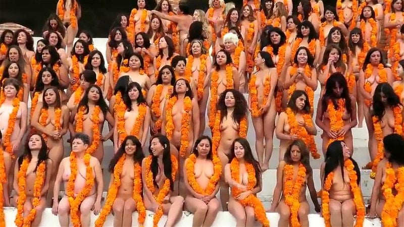 Naked Group In Public - Watch desnudos en mexico - Public, Public Nudity, Public Flashing Porn -  SpankBang