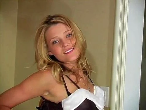 Carli Banks - Jerkoff 2: Blonde, Masturbation & Solo Porn