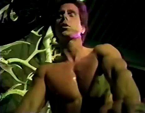 Hollywood Heartbreakers (1985) Scene 2: Sexy, Vintage & Eighties Porn - SpankBang