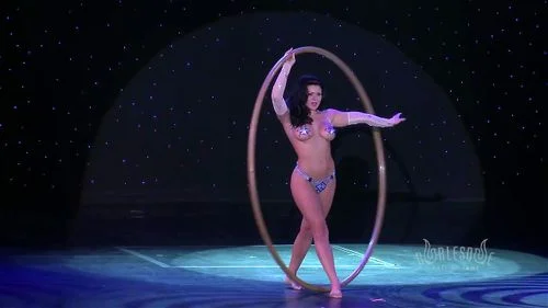 Roxy Delight: Xnxx, Dance Striptease & Burlesque Porn