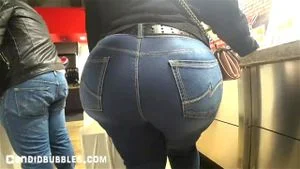 THICK BOOTY CANDIDS thumbnail