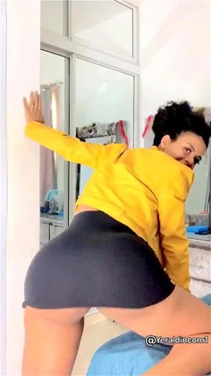 Small but CRAZY Booty thumbnail
