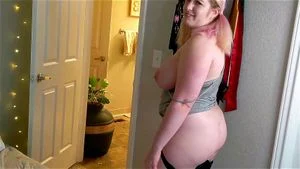 Lesbian ass hump thumbnail