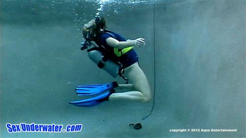 Full Face Scuba masturbation: Solo, Fetish & Toy Porn - SpankBang