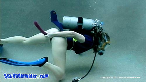 Full Face Scuba masturbation: Solo, Fetish & Toy Porn - SpankBang