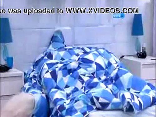 Blanket porn video – Babe