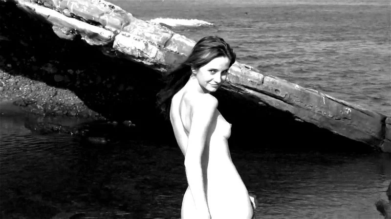 anya waking up naked anya waking up naked