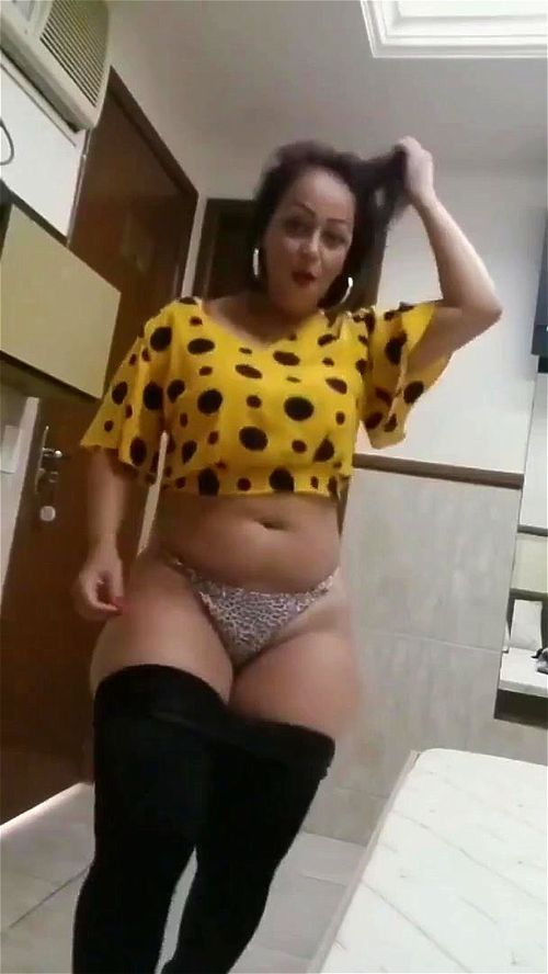Gostosa ft. Darlene Amaro: Big Tits, Solo & Big Boobs Porn