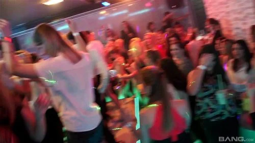 PARTY HARDCORE GONE CRAAZY: Blowjob, Amateur &amp; Fuck Porn
