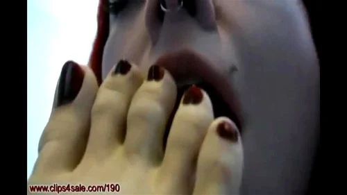 lesbian toe sucking
