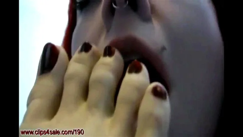 lesbian toe sucking lesbian toe sucking