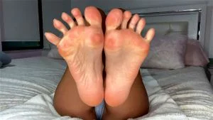 EBONY WOMAN FEET REMASTERED thumbnail