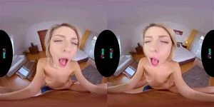 blonde_clip0105