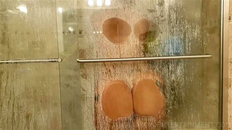 Spicy j shower Spicy j shower