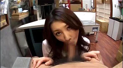 Beautiful Asian secretaryl fuck in the office