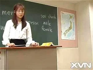 Japanese Female Teacher Teach Her Student Where Put His Cock and She Enjoy the Fuck xLx