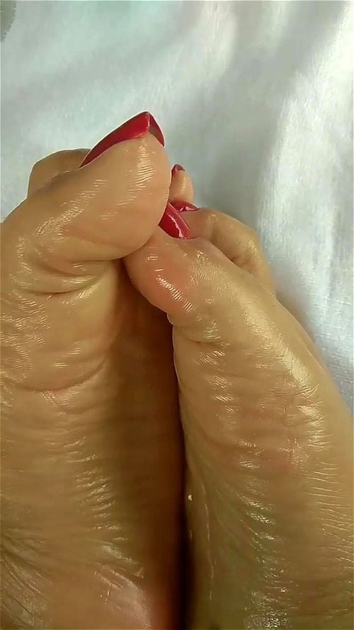 oily soles, mature, fetish, feet joi